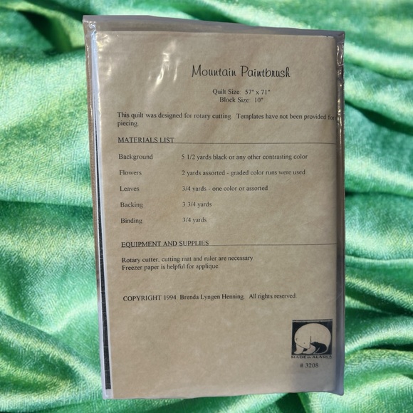 Vintage 1994 mountain paintbrush quilt pattern & instructions pieced & Applique - Picture 2 of 4